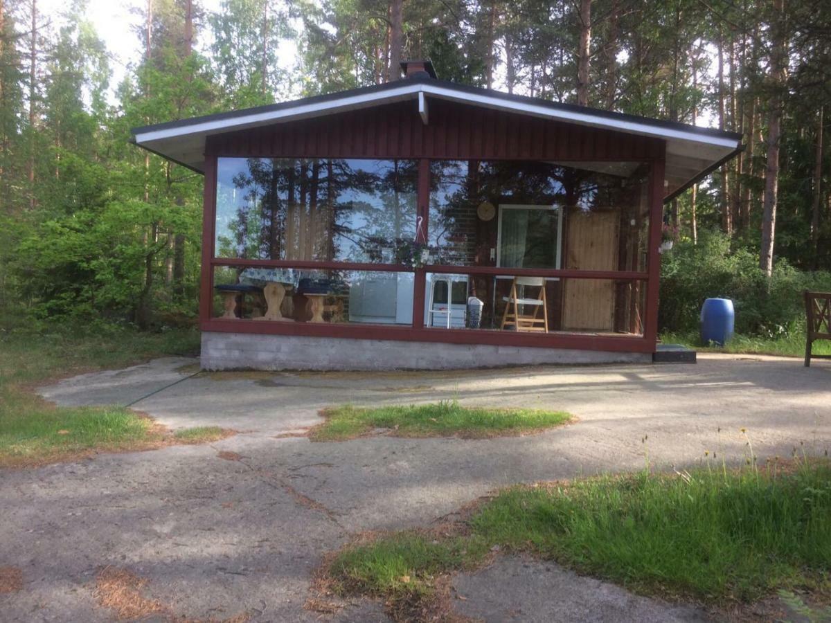 Tamminiemen Lomamoekit Villa Kustavi Exterior photo